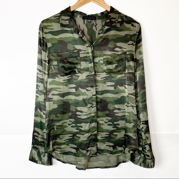 Sanctuary Tops - NWOT Sanctuary Camouflage Sateen Boyfriend Shirt
